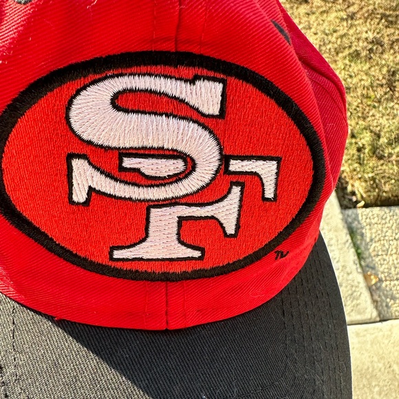 Vintage San Francisco 49ers Baseball Hat - Picture 4 of 8